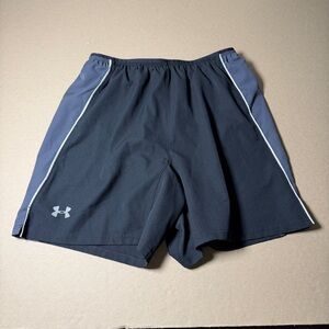 mens black and gray under armour size large gym shorts lined pockets logo gym